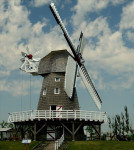 Hollandse Molen met Duitse staart in Openluchtmuseum Mennonietenregio 